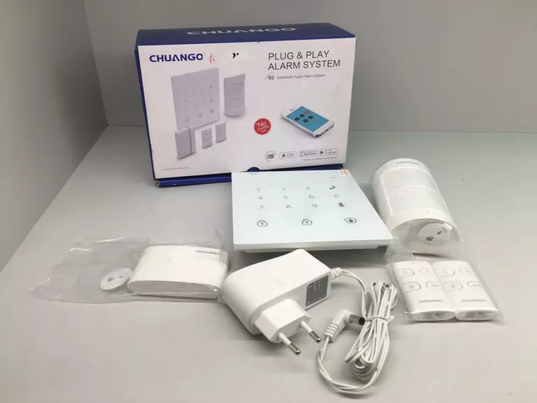 BEZPRZEWODOWY SYSTEM ALARMOWY GSM CHUANGO O2
