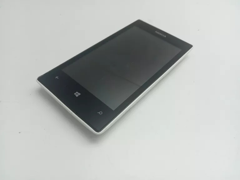 TELEFON NOKIA 520 CZYTAJ OPIS
