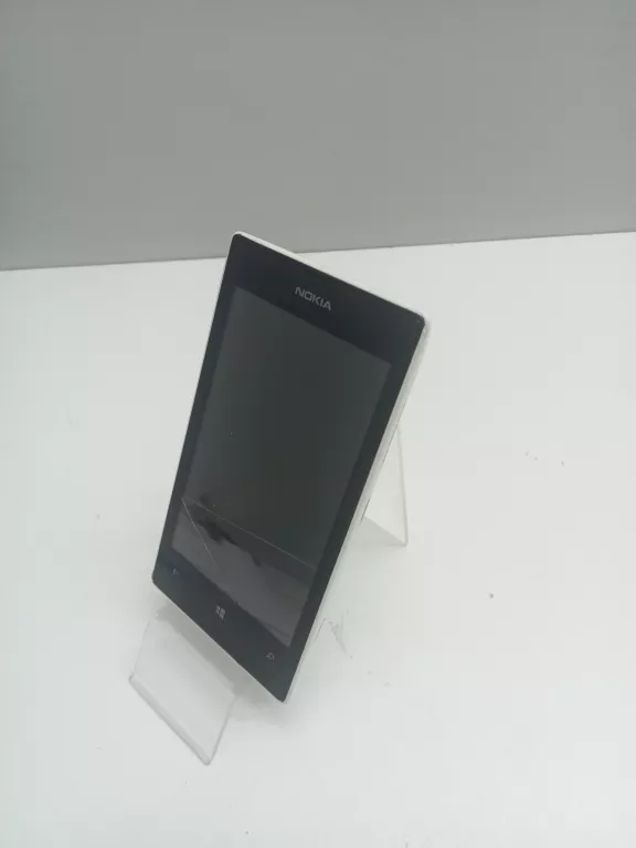 TELEFON NOKIA 520 CZYTAJ OPIS