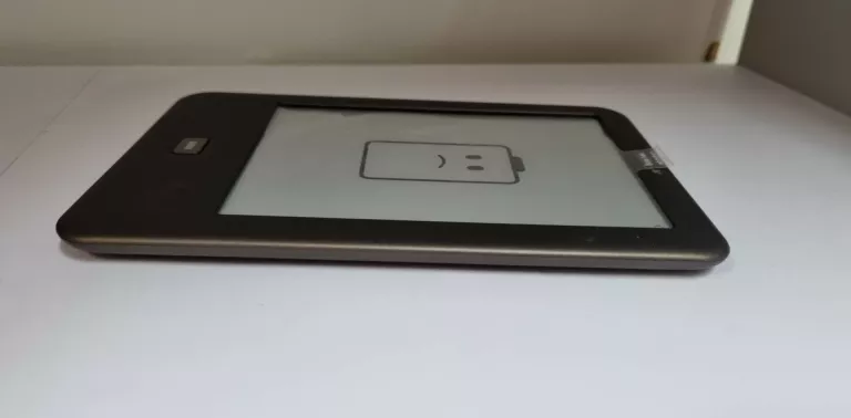 EBOOK TOLINO USZKODZONY / POKROWIEC