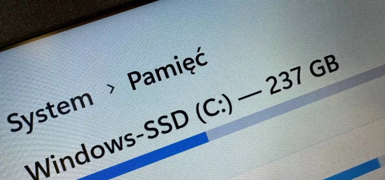 laptop-lenovo-v14-iil-256gb-8gb-i3-przekatna-ekranu-14