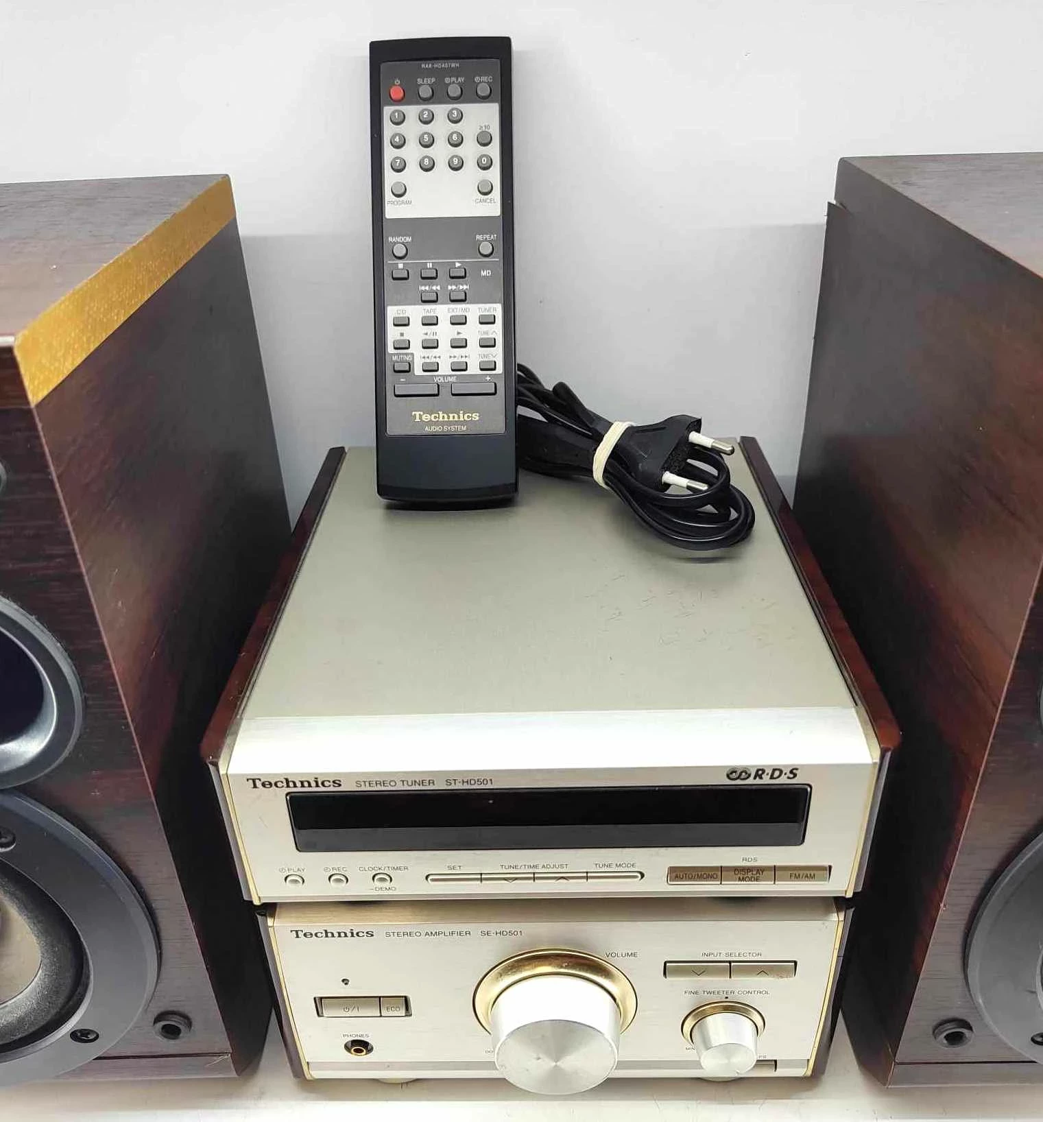 wieza-technics-st-hd501tuner-radiowy-wzmacniacz2-glosniki-kod-producenta-se-hd501