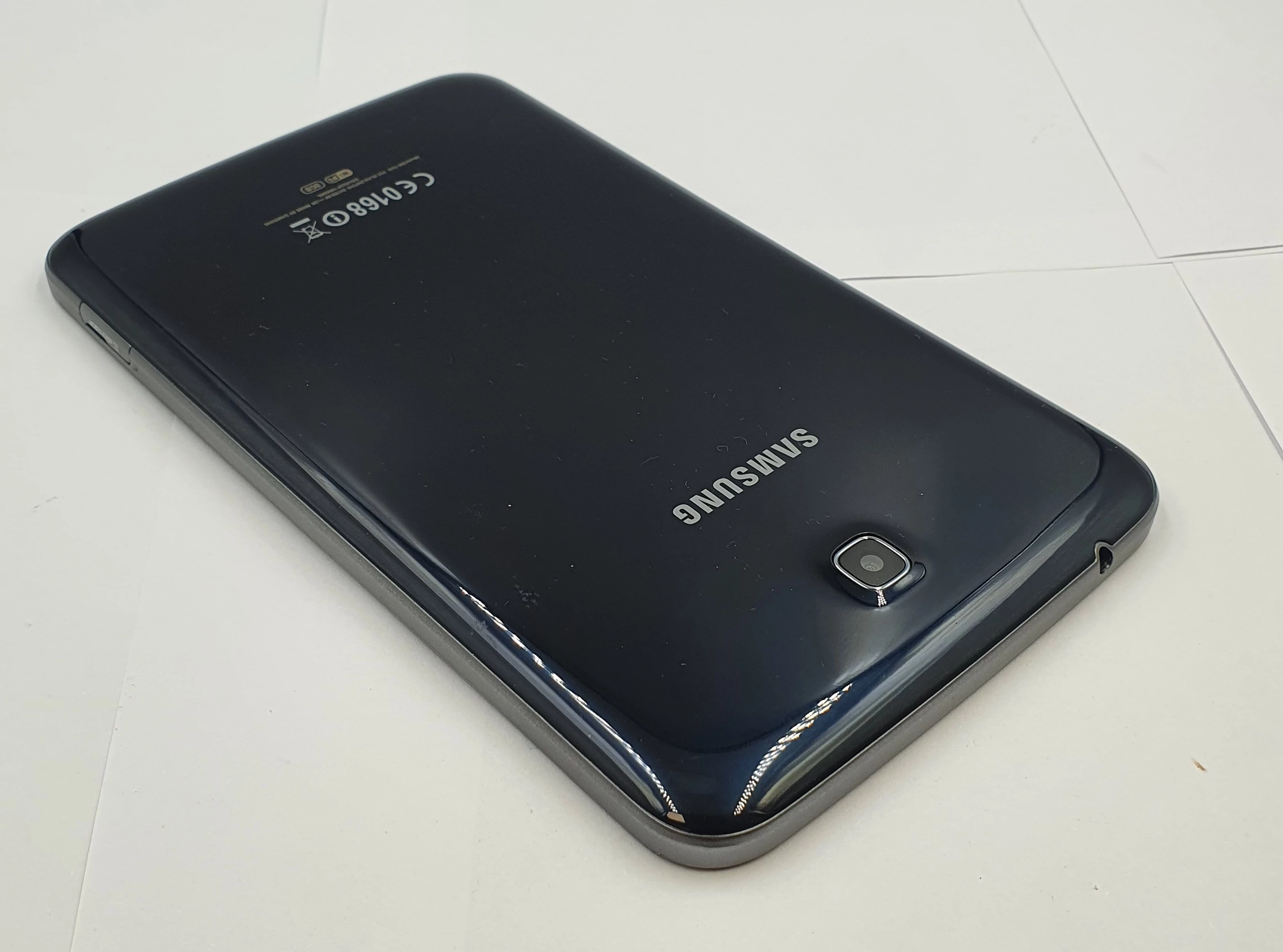 tablet-samsung-galaxy-tab-3-sm-t210-przekatna-ekranu-700