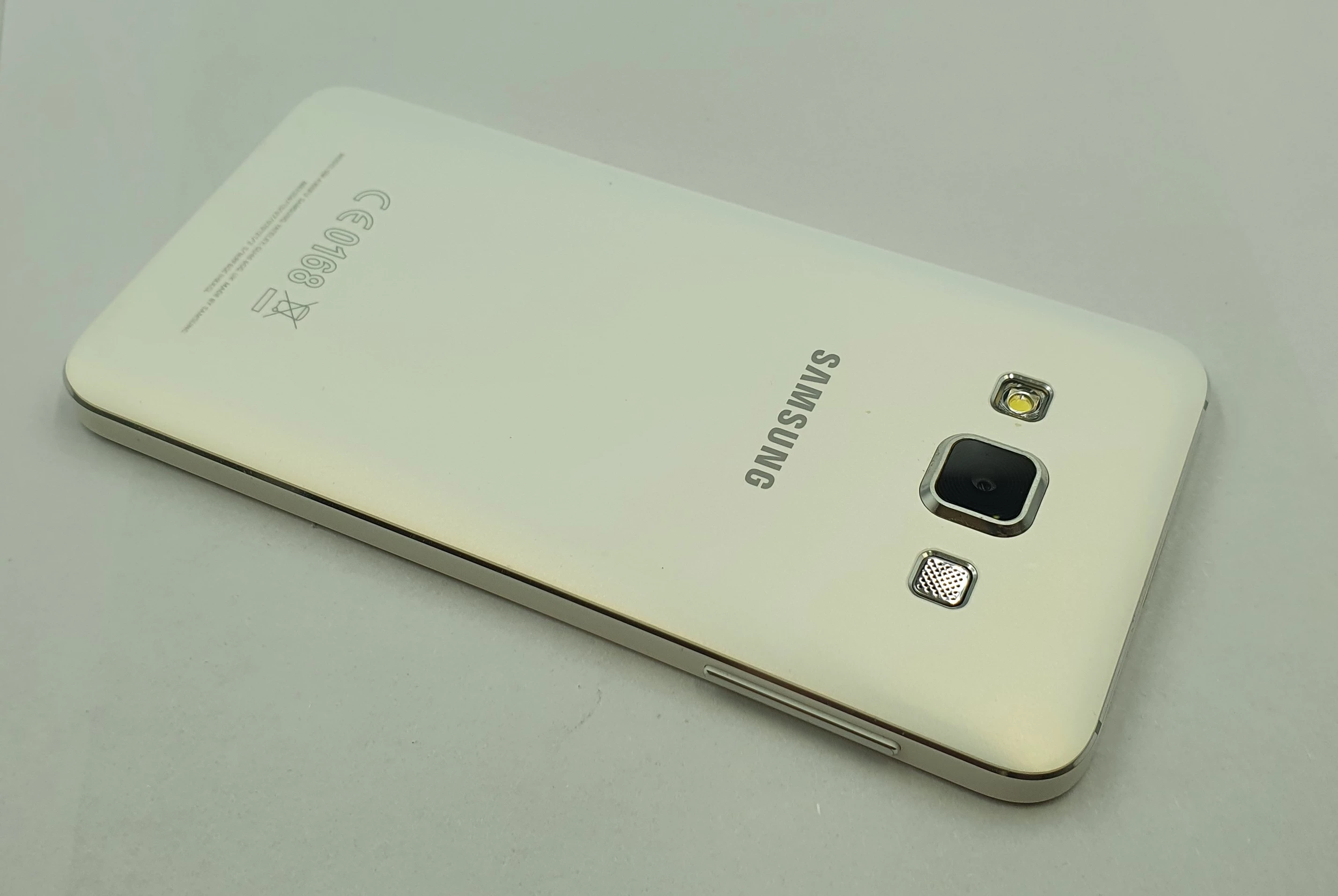 samsung-galaxy-a3-przekatna-ekranu-45