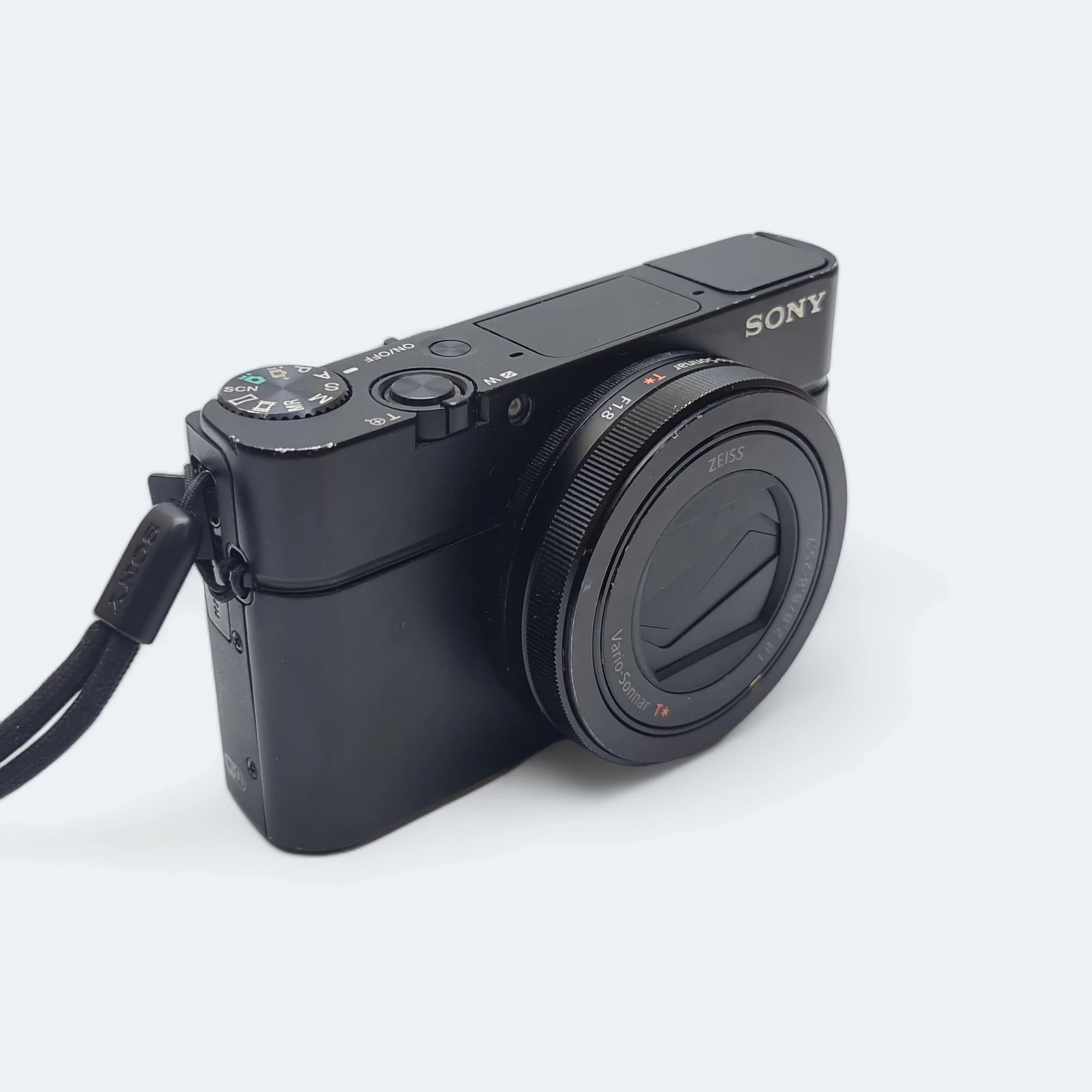 aparat-sony-dsc-rx100-iii-czarny-zoom-optyczny-290