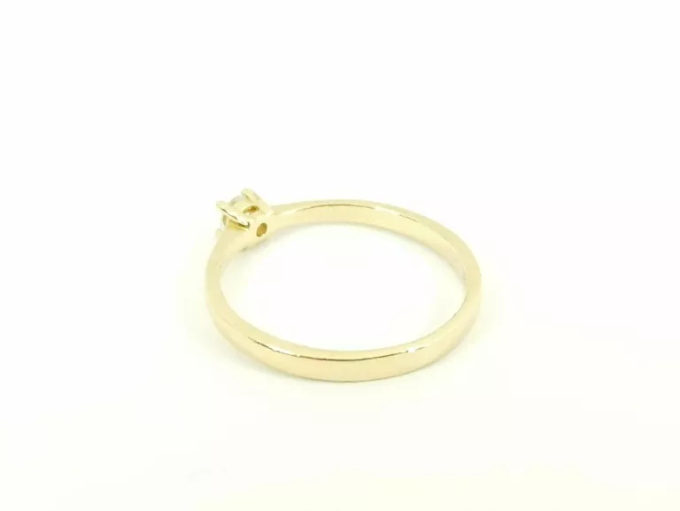 piekny-zloty-pierscionek-z-cyrkonia-143g-585-stan-uzywany