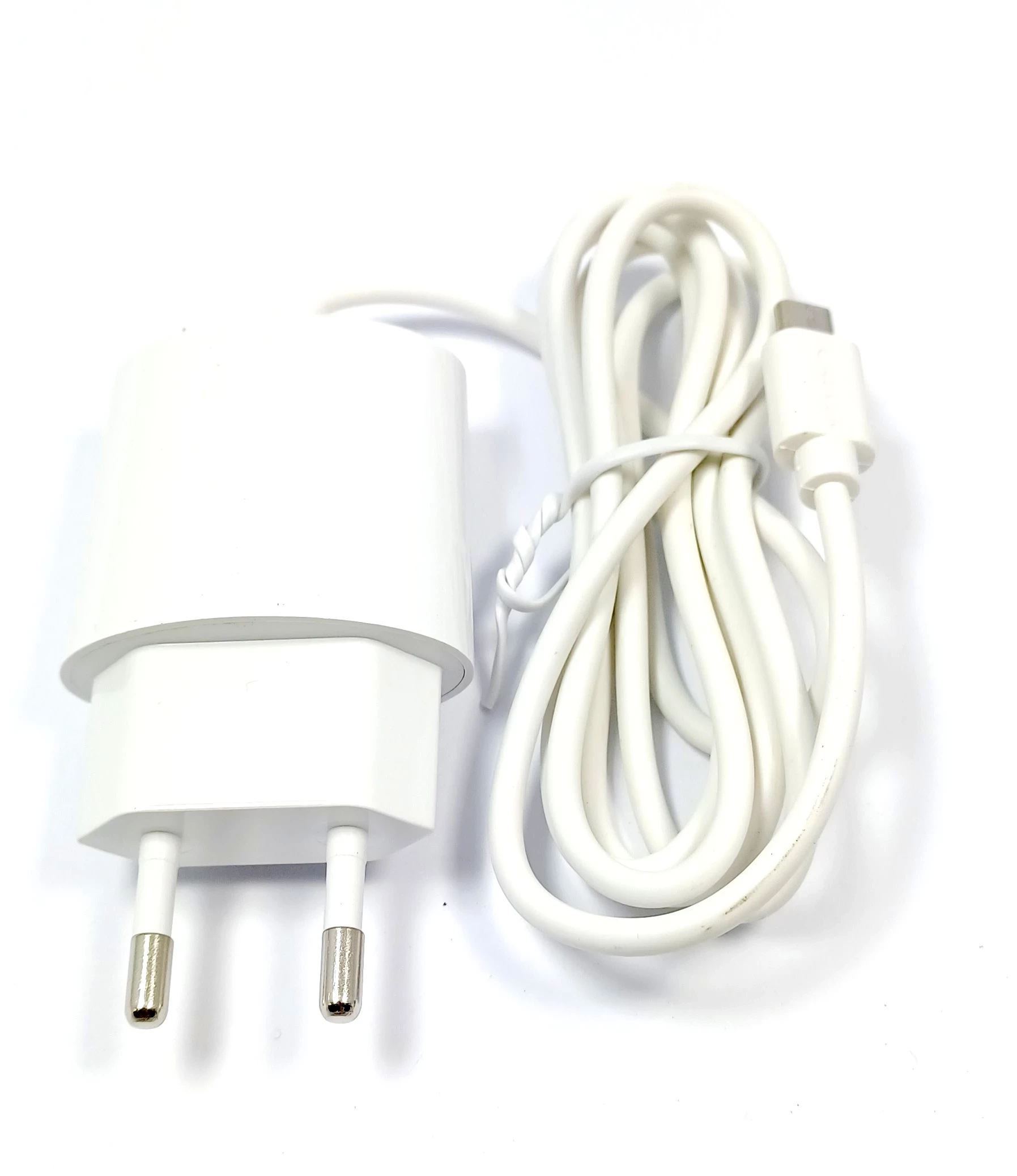 ladowarka-forever-micro-usb-21-a-biala-kod-producenta-5900495487537