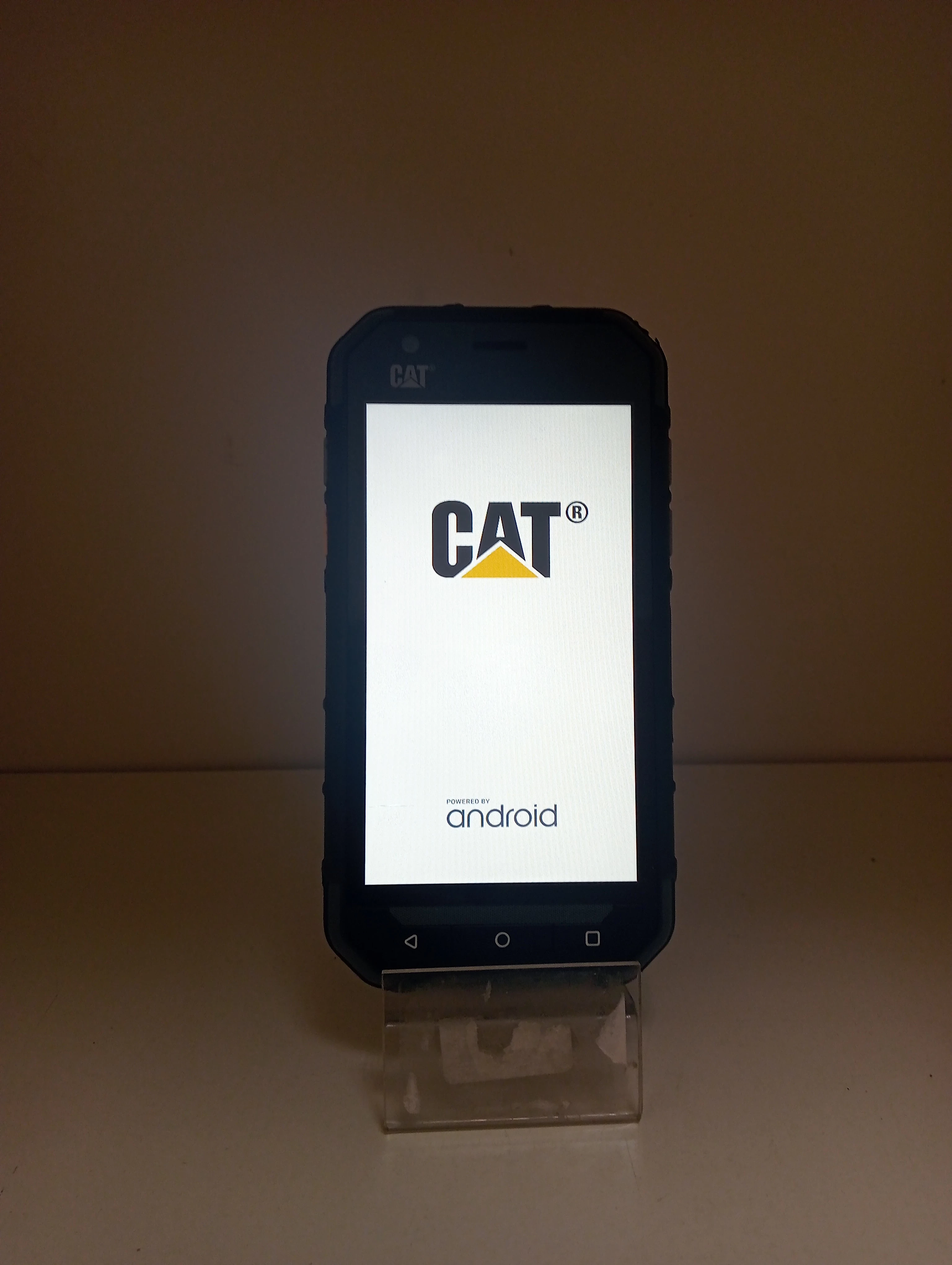 telefon-pancerny-telefon-cat-s30-czarny-wodoodporny-opis-senatorska-38-legnica