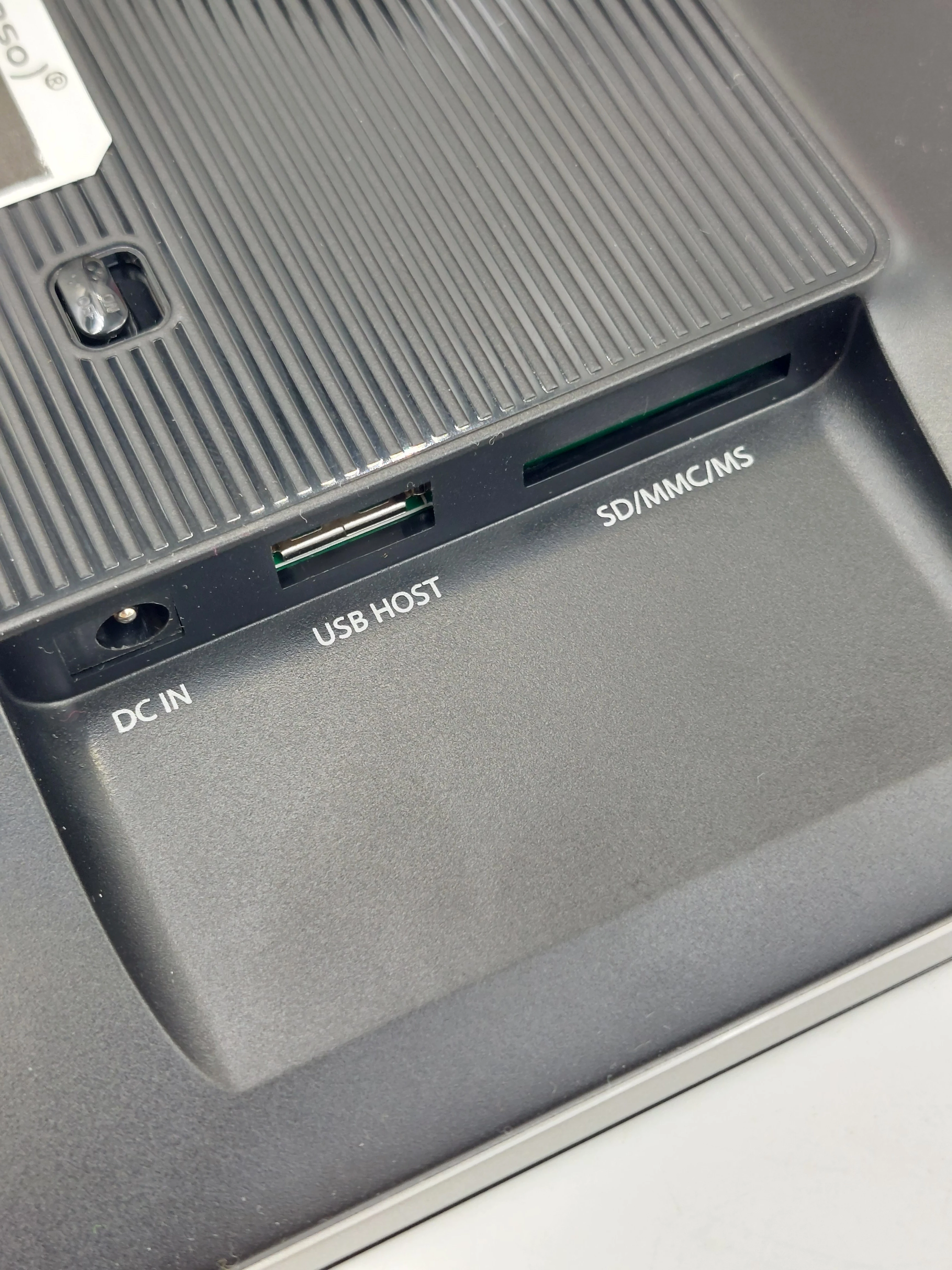 cyfrowa-ramka-intenso-mediadirector-8-kod-producenta-3916800