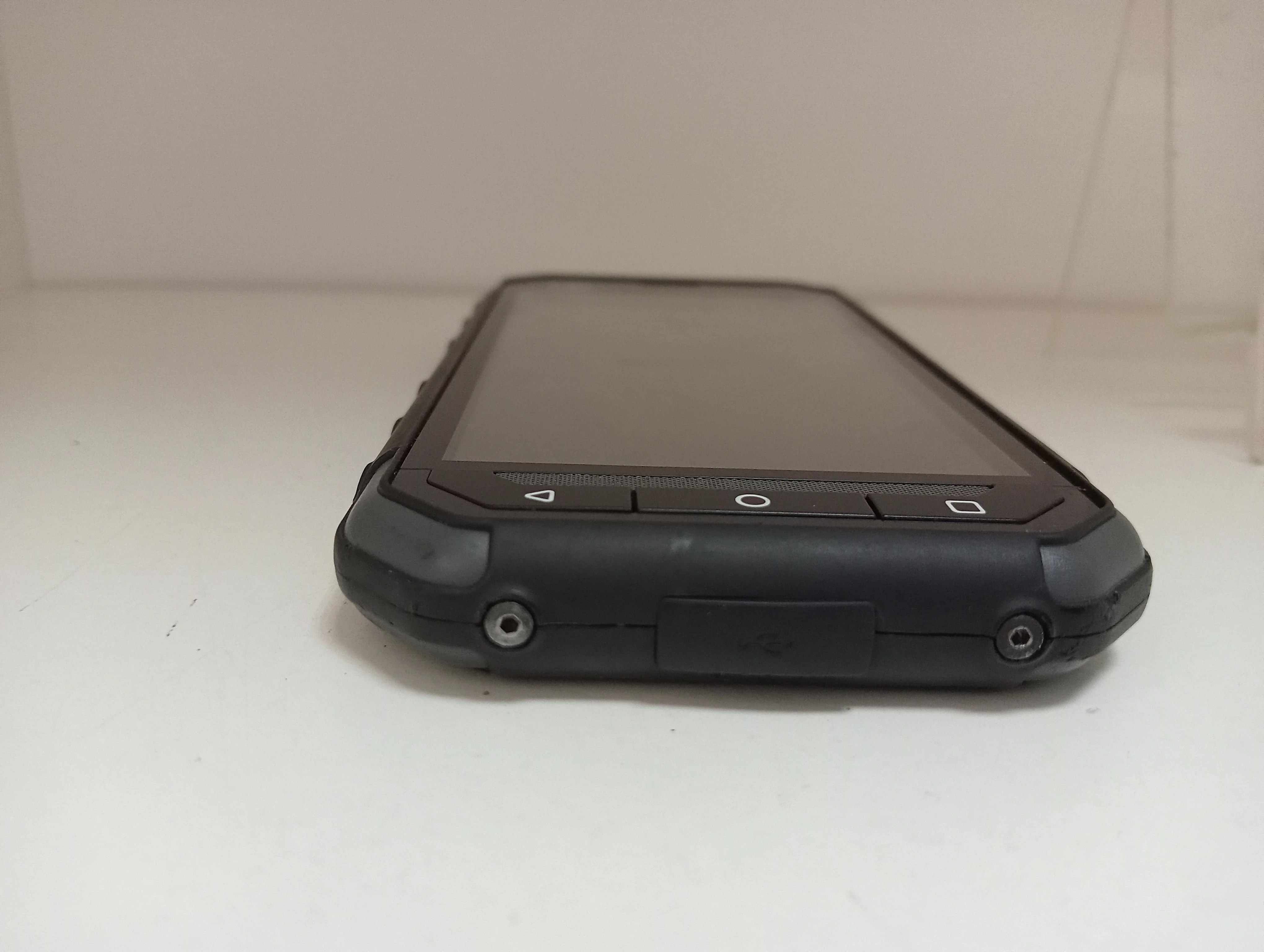 telefon-pancerny-telefon-cat-s30-czarny-wodoodporny-opis-kod-producenta-cat-s30-dual-sim-black