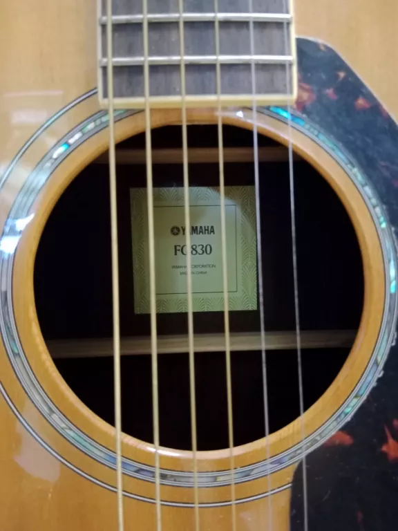 GITARA AKUSTYCZNA YAMAHA FG830