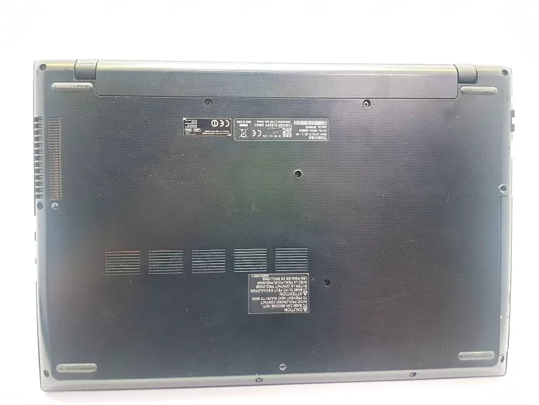 LAPTOP TOSHIBA SATELLITE L50 ŁAD INTEL CORE I3-4005 /8GB/HDD 1TB/WIN 8.1