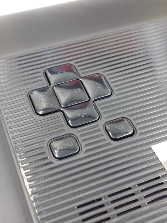 cyfrowa-ramka-intenso-mediadirector-8-przekatna-ekranu-cale-8