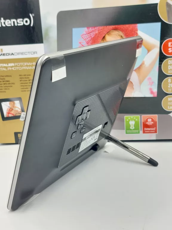 cyfrowa-ramka-intenso-mediadirector-8-marka-intenso