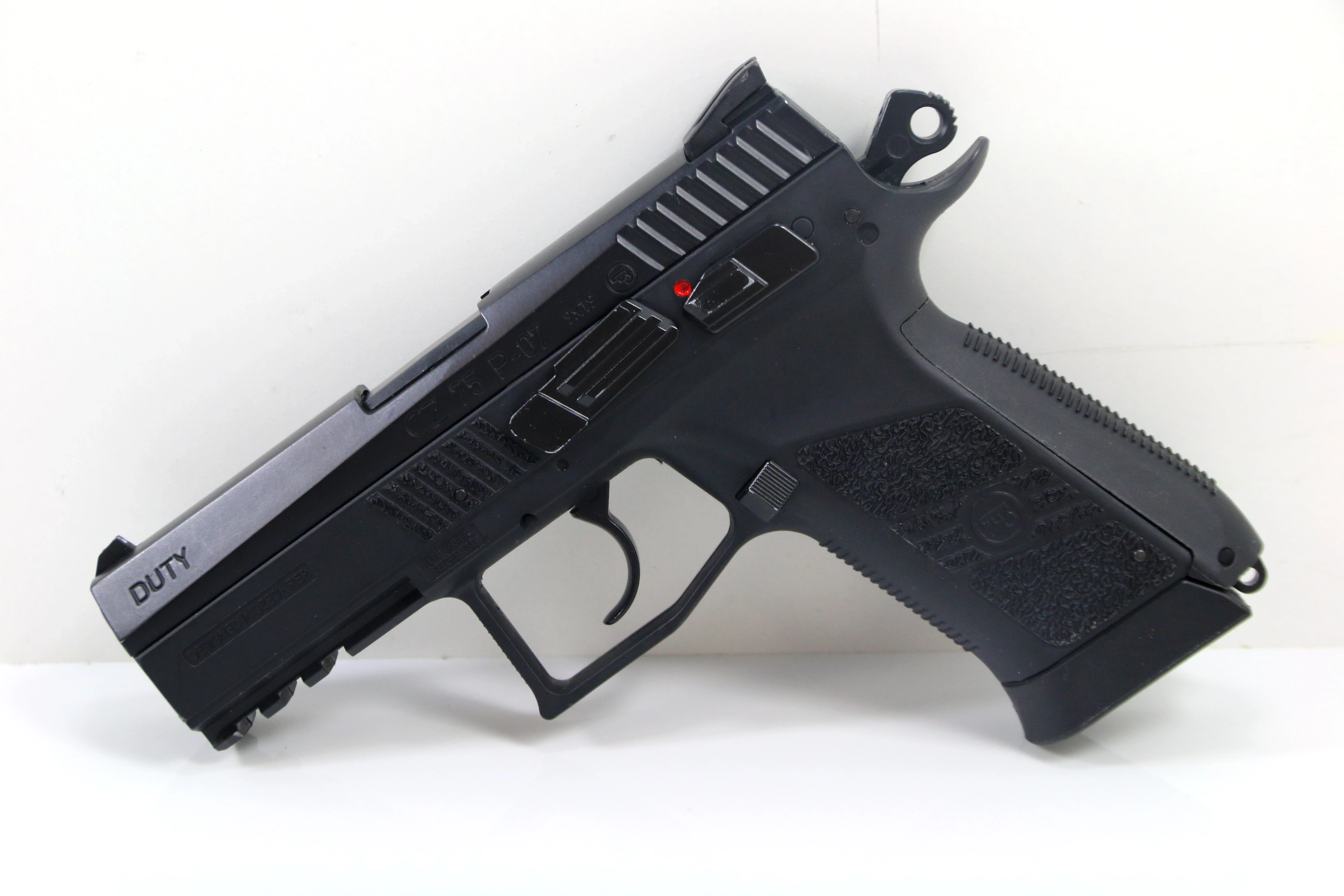 wiatrowka-cz-75-p-07-marka-asg