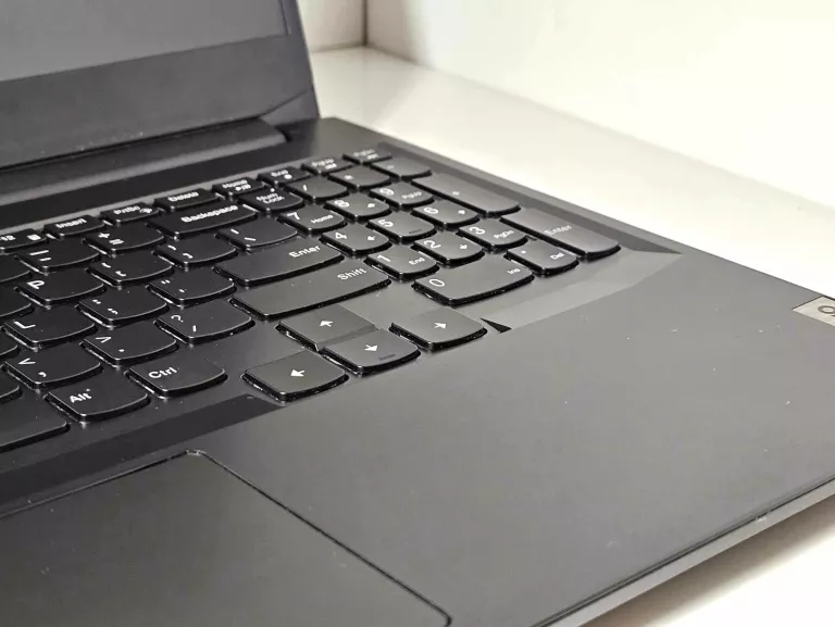 LAPTOP LENOVO IDEAPAD GAMING 3 15IHU6 + ZASILACZ