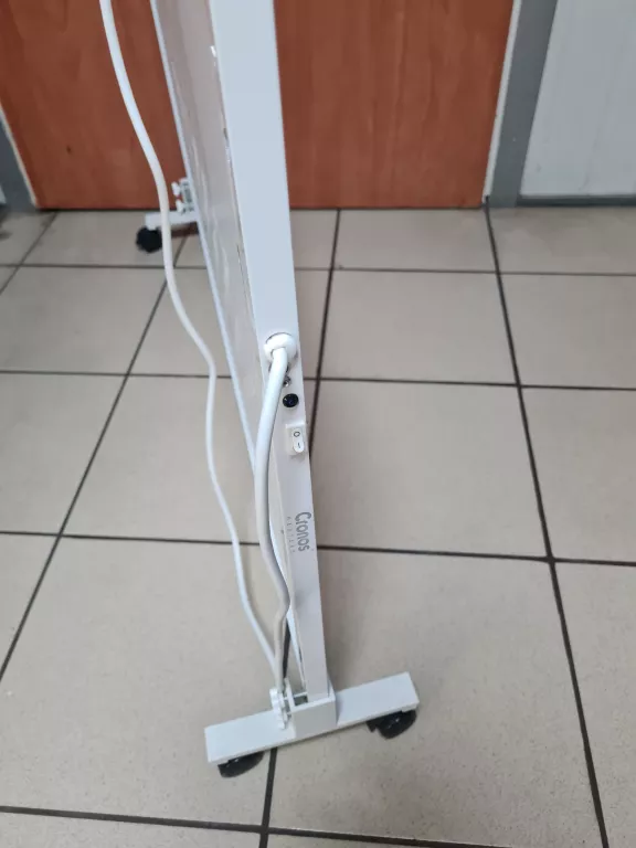 PANEL GRZEWCZY NA PODCZERWIEŃ CRONOS CARBON 800W