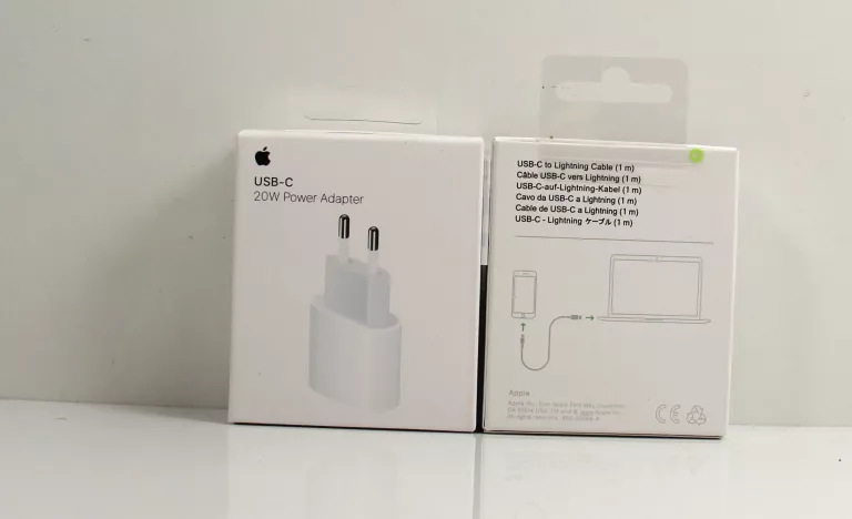 ŁADOWARKA IPHONE KOSTKA + KABEL USB-C - LIGHTNING