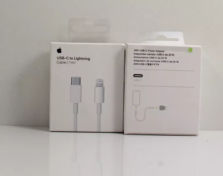 ŁADOWARKA IPHONE KOSTKA + KABEL USB-C - LIGHTNING
