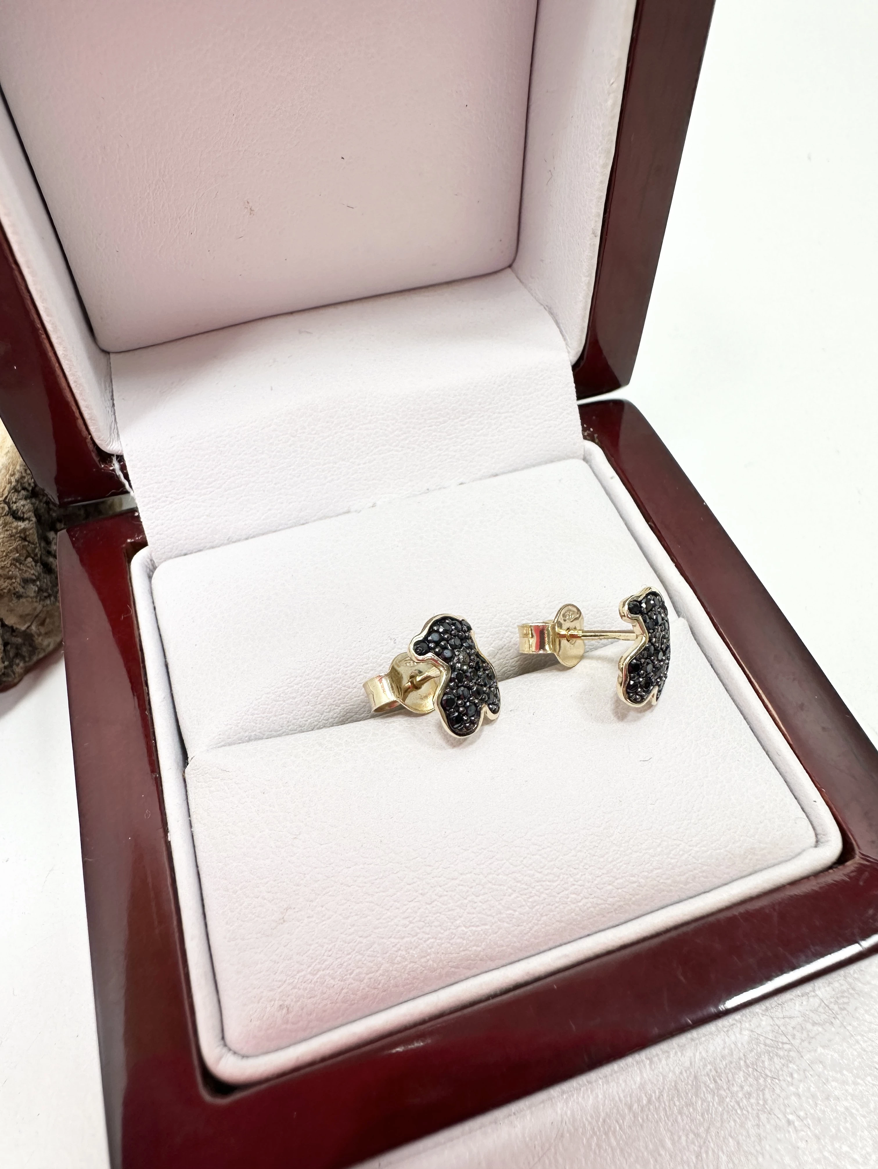 delikatne-zlote-kolczyki-misie-585-171g-czarne-cyrkonie-material-zloto