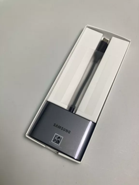 MULTIPORT SAMSUNG EE-P3200