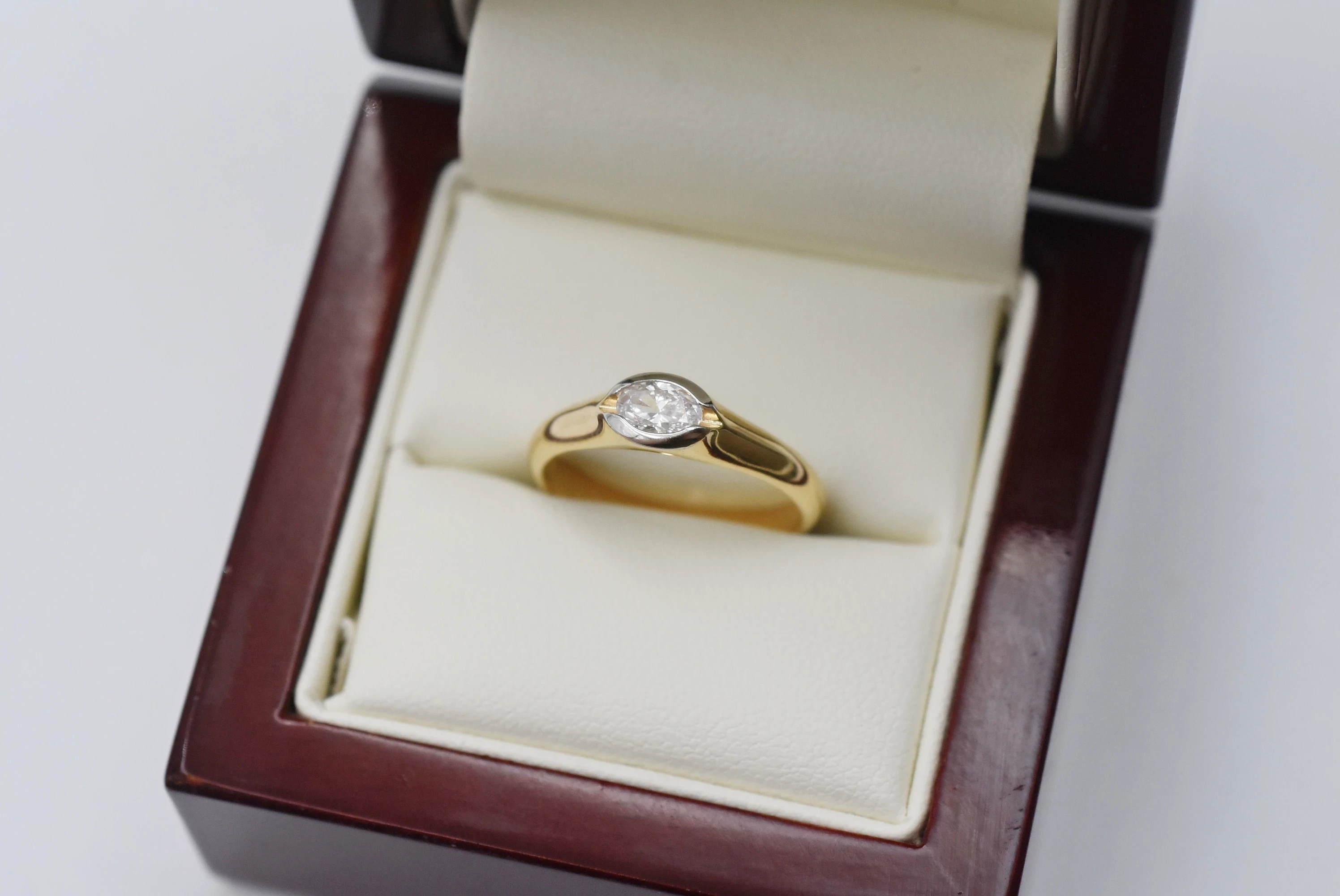 zloty-pierscionek-z-cyrkonia-pr585-14k-r19-321g-stan-11323-2