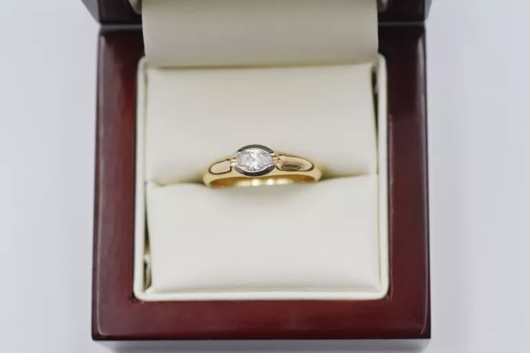 zloty-pierscionek-z-cyrkonia-pr585-14k-r19-321g-rodzaj-2205-2