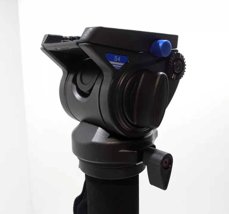 UŻYWANY MONOPOD BENRO A38TD Z GŁOWICĄ S2 I FUTERAŁ