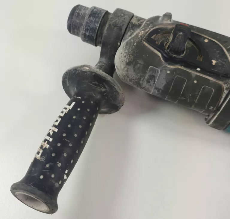 MŁOTOWIERTARKA MAKITA HR2450 SDS