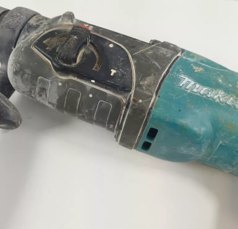MŁOTOWIERTARKA MAKITA HR2450 SDS