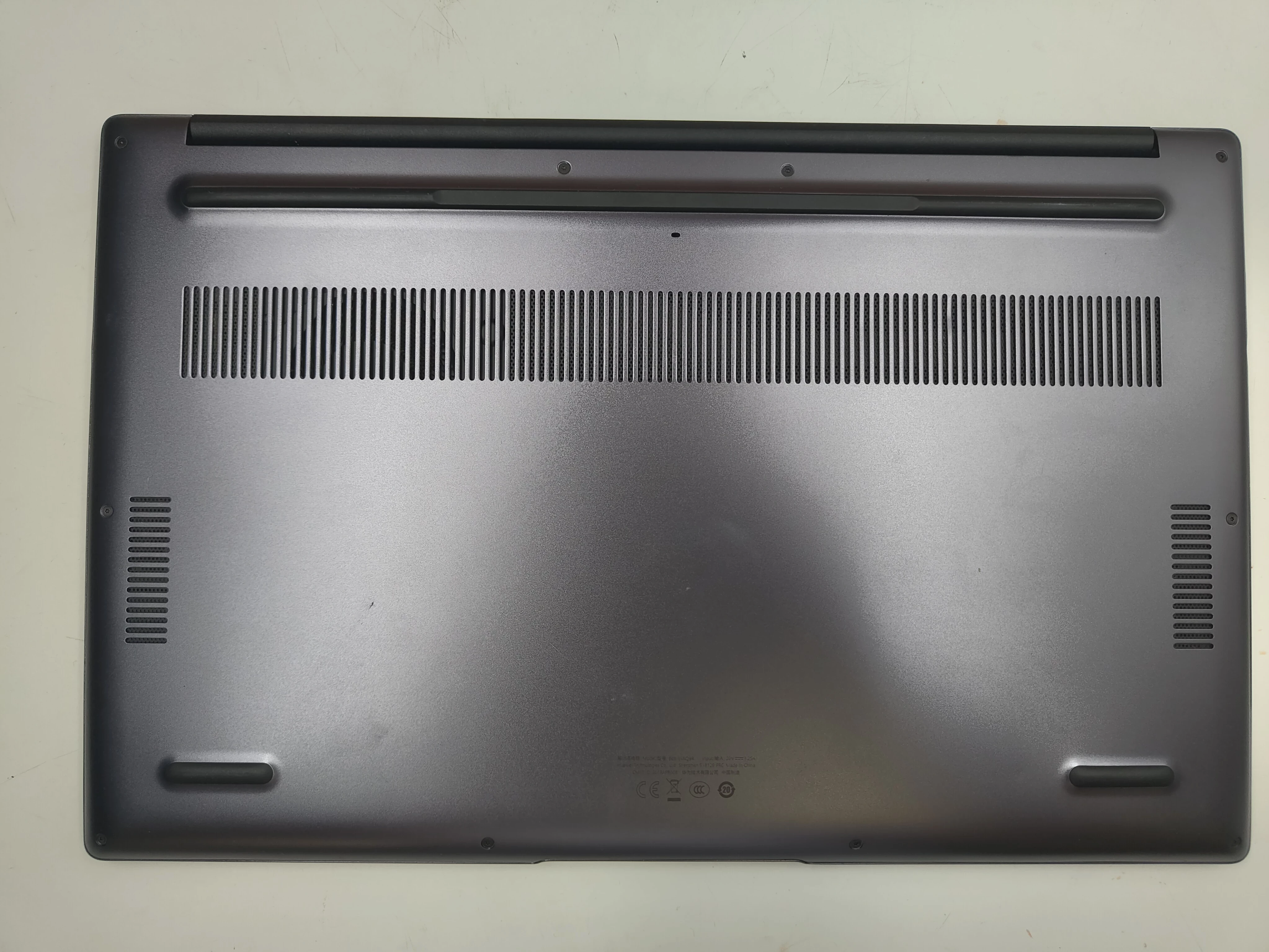 laptop-huawei-matebook-d15-seria-procesora-amd-ryzen-5