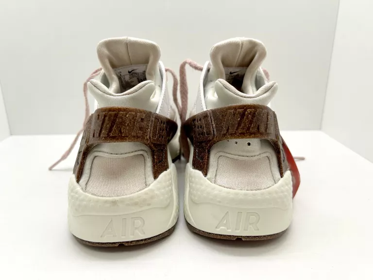 BUTY AIR HUARACHE DM9463 100 SUMMIT WHITE/PINK GLAZE 39
