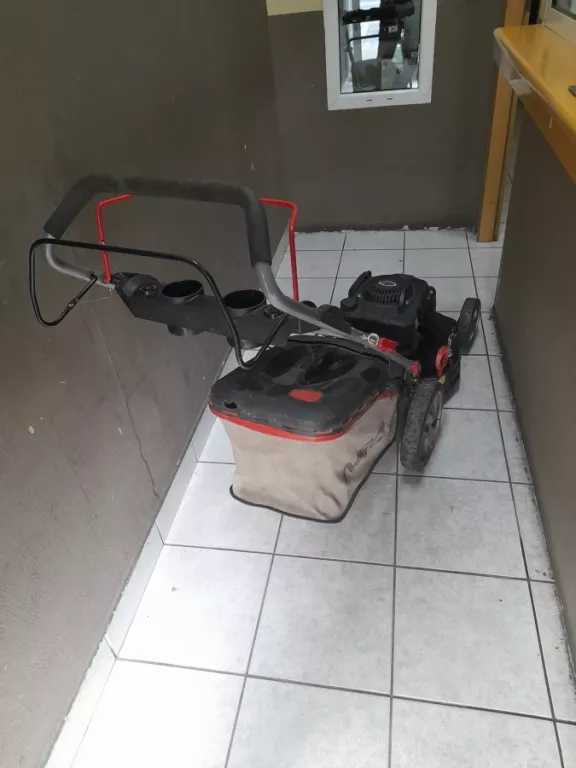KOSIARKA SPALINOWA Z NAPĘDEM NAC LS51-166L-HSDS-JR + KOSZ