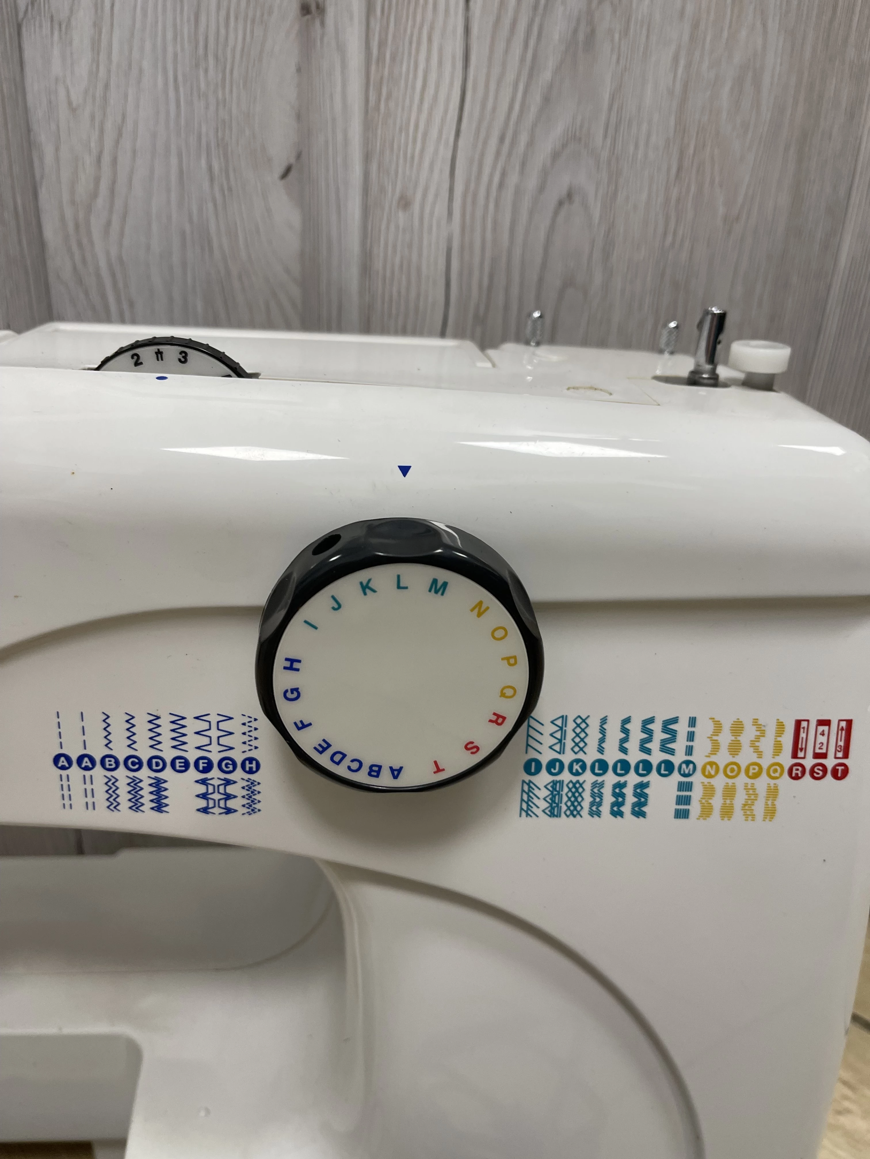 maszyna-do-szycia-lervia-stan-11323-2