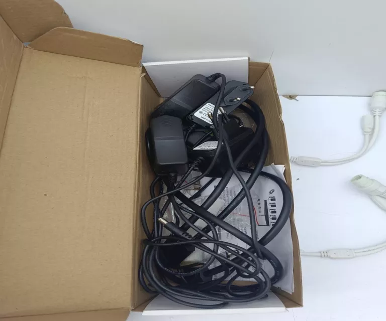 ZESTAW DO MONITORINGU FULL HD 4 KAMERY