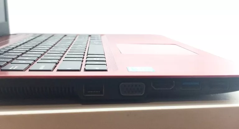 LAPTOP ASUS X540S CELERON 4/500HDD