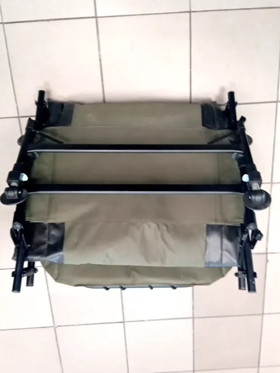 ŁÓŻKO WĘDKARSKIE DAM FLATBED 6-LEG STEEL ZIELONE