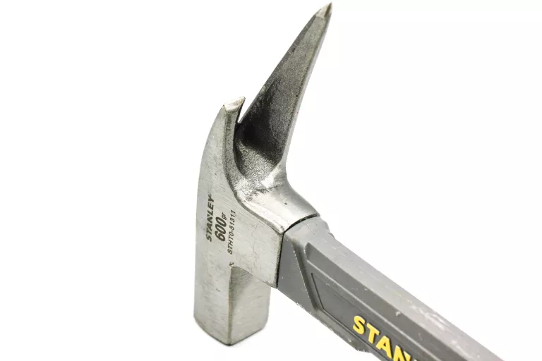 MŁOTEK CIESIELSKI STANLEY STHT0-51311 600G