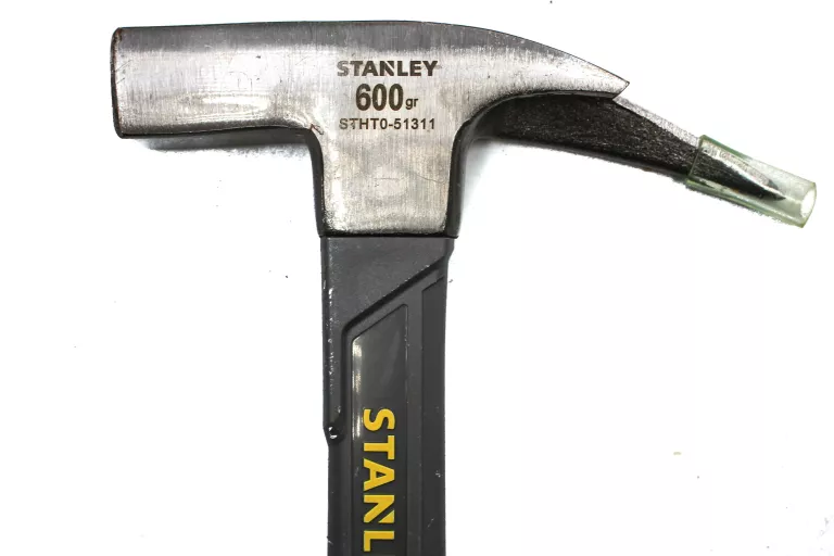 MŁOTEK CIESIELSKI STANLEY STHT0-51311 600G