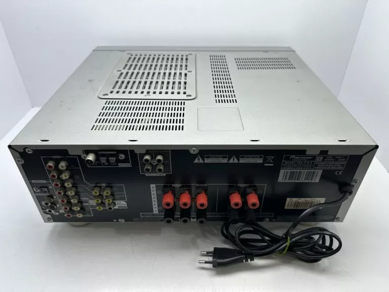 amplituner-pioneer-vsx-415-pilot-opis-komunikacja-brak