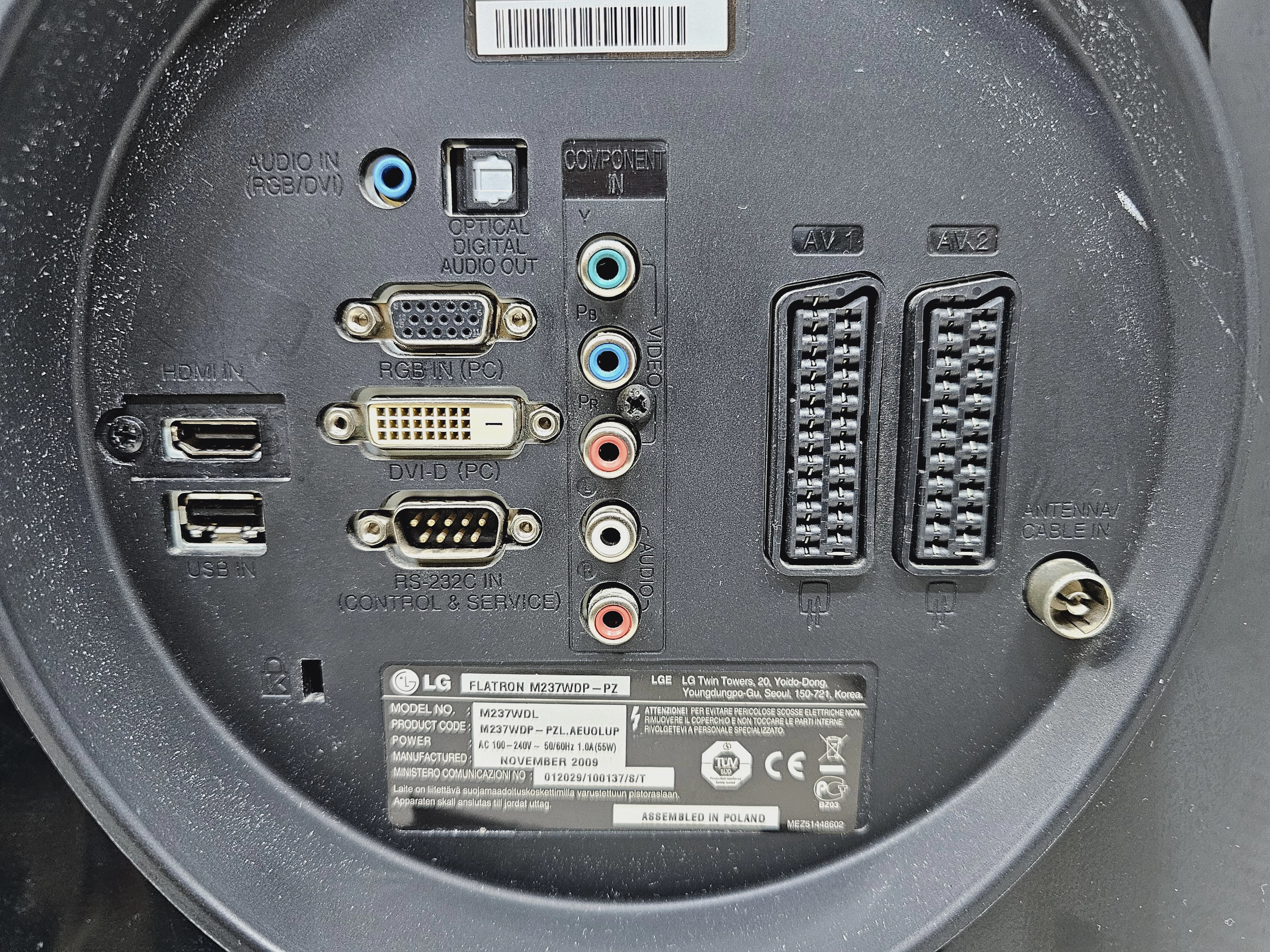 monitor-z-tunerem-tv-lg-m237wdp-pc-zlacza-dvi-d