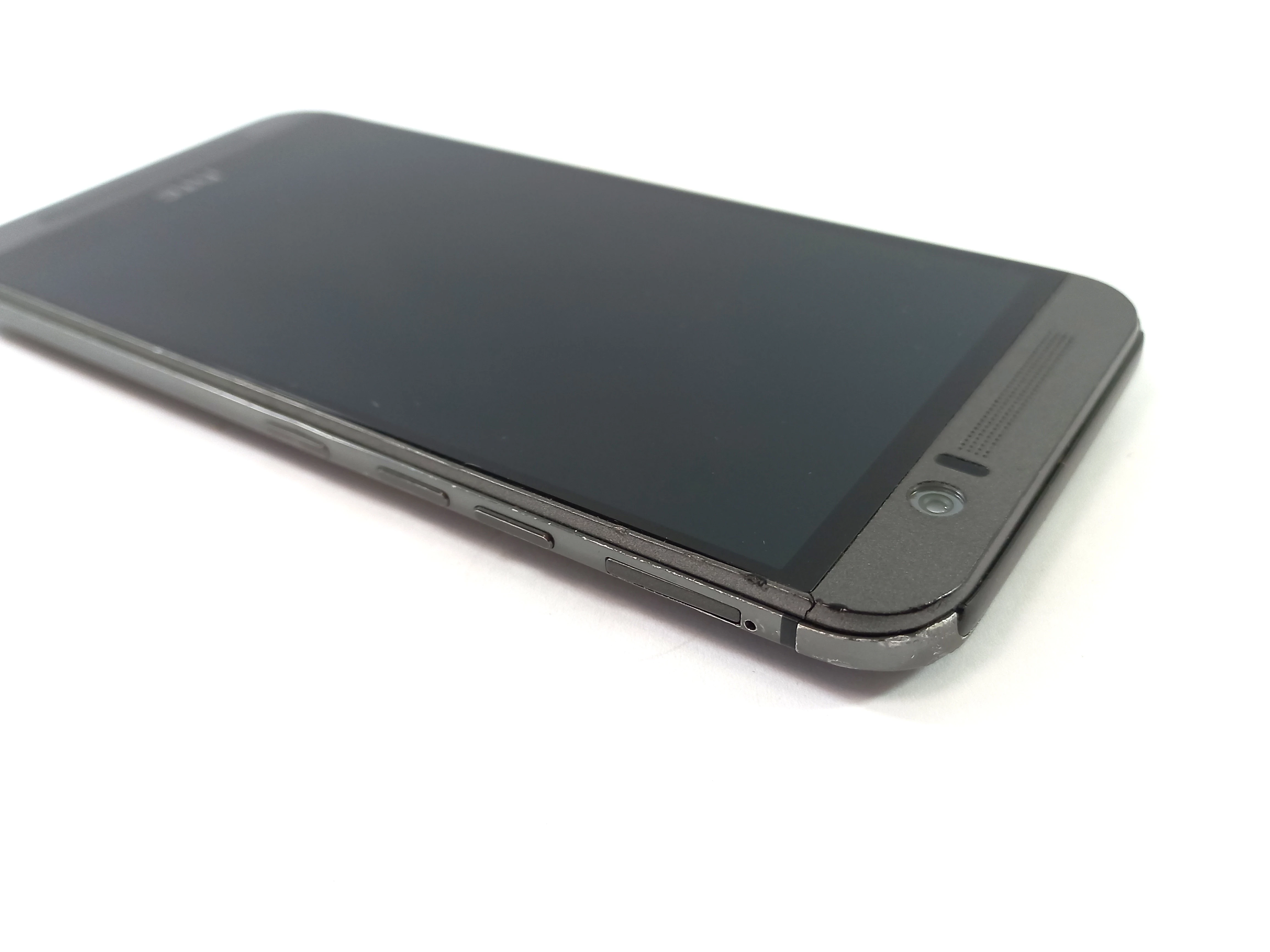 smartfon-htc-one-m9-2-gb-16-gb-4g-lte-srebrny-przekatna-ekranu-500