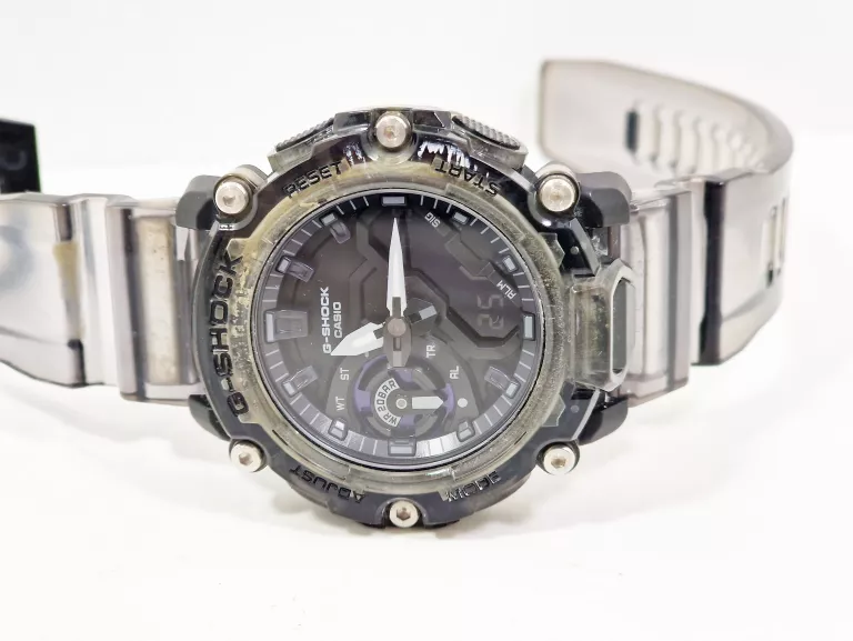 CASIO G-SHOCK GA-2200SKL-8AER 200M CZARNY