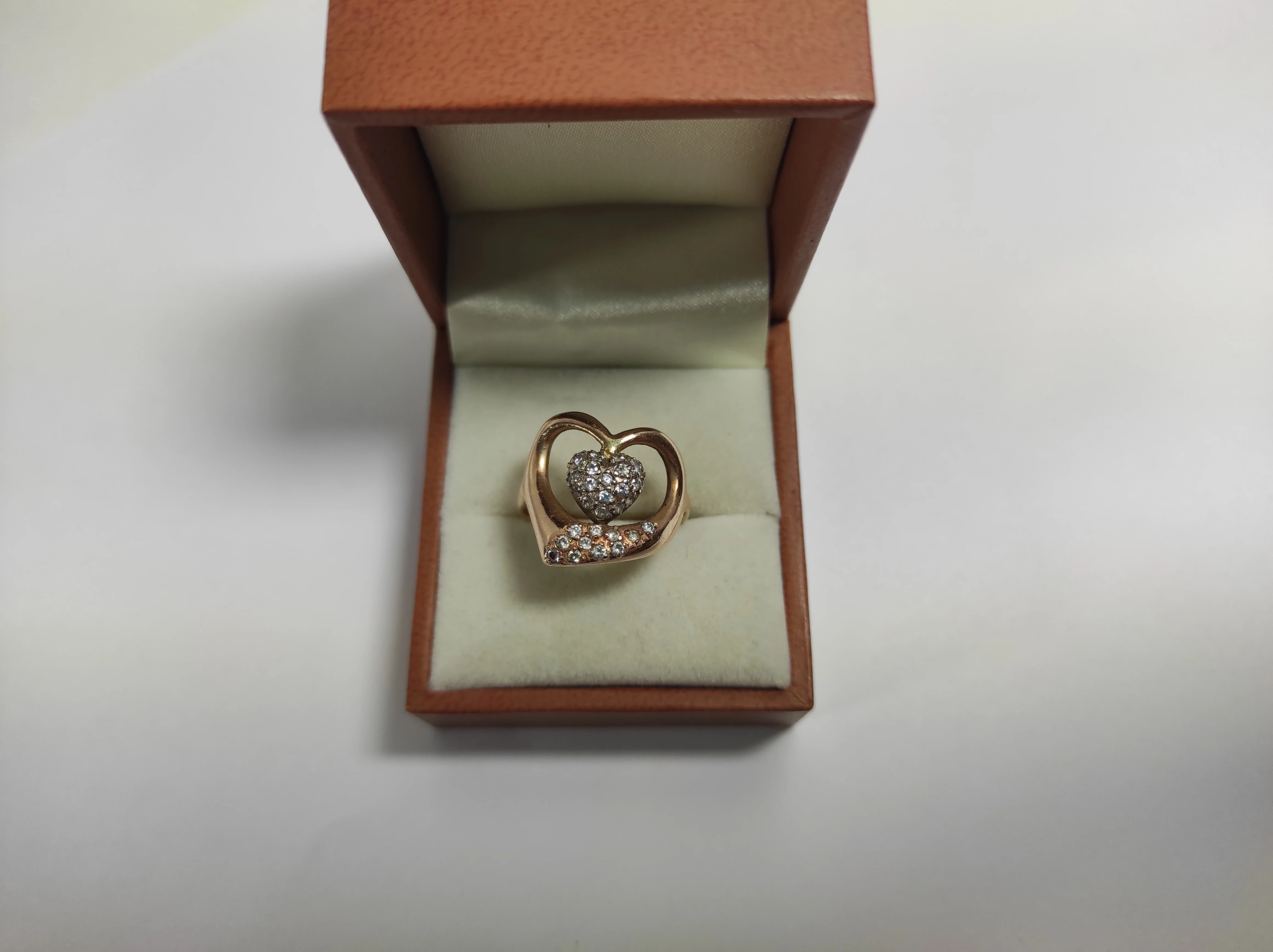 zjawiskowy-zloty-pierscionek-pr585-r17-kamienie-brak-informacji