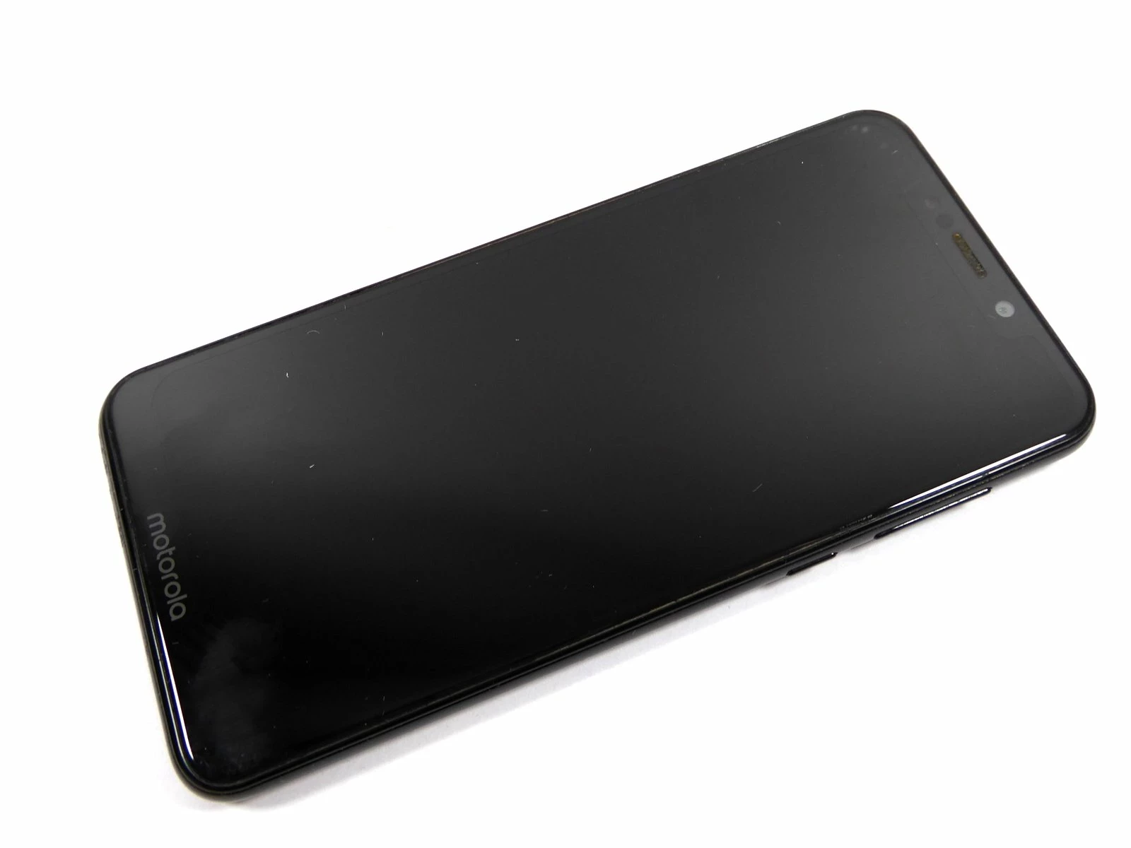 telefon-motorola-one-xt1941-4-464gb-kod-producenta-xt1941-4