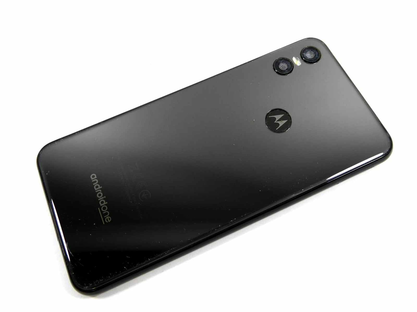 telefon-motorola-one-xt1941-4-464gb-kolor-czarny