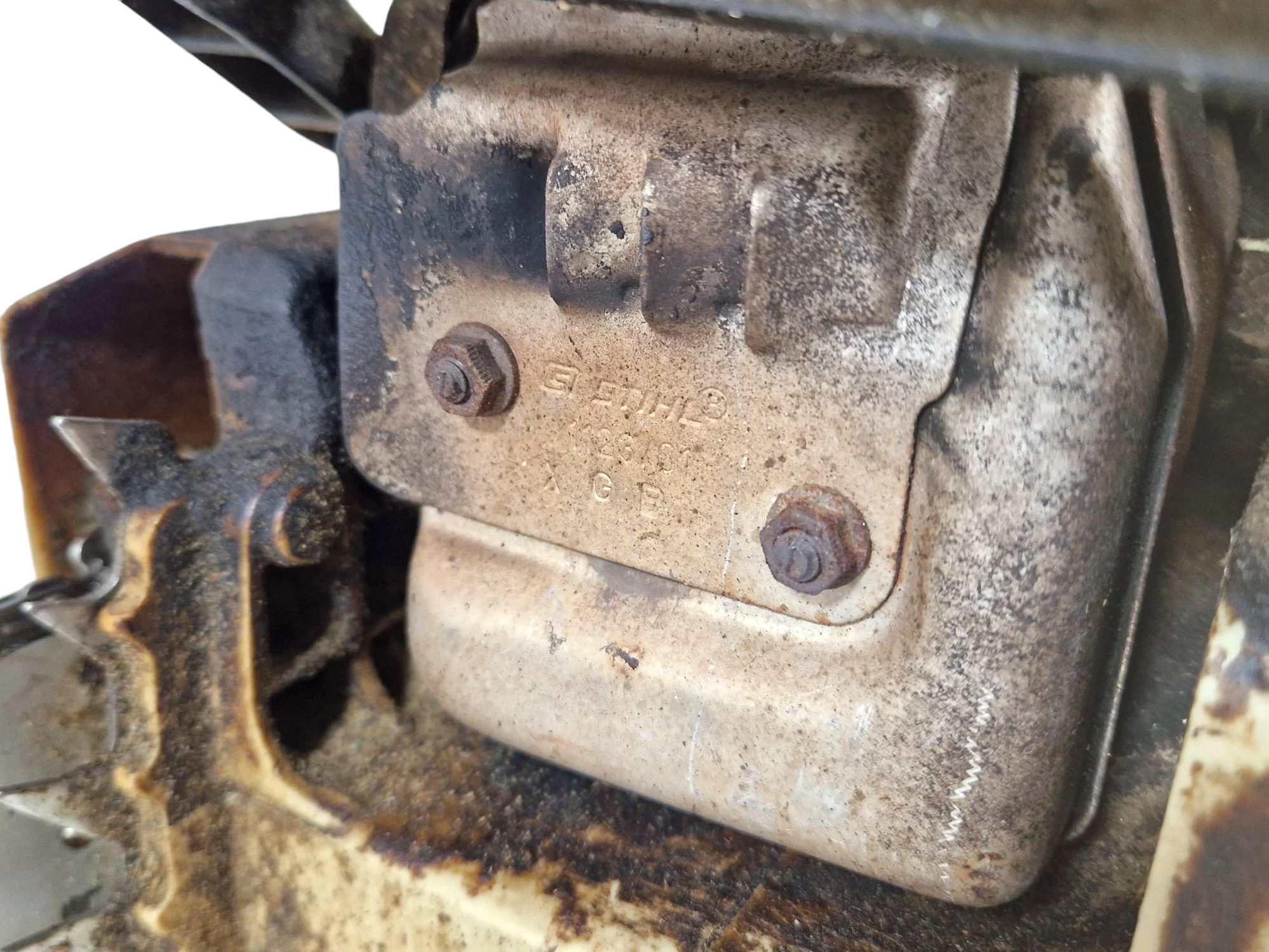 pila-spalinowa-stihl-023-moc-silnika-2700