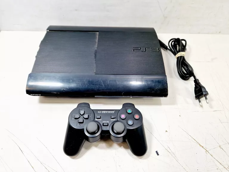 konsola-sony-playstation-3-super-slim-160gb-pad-cech-4004a-opis-stan-uzywany