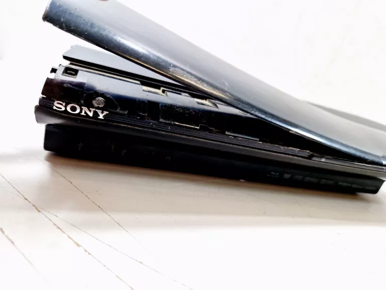 KONSOLA SONY PLAYSTATION 3 SUPER SLIM | 160GB | PAD | CECH-4004A | ! OPIS!