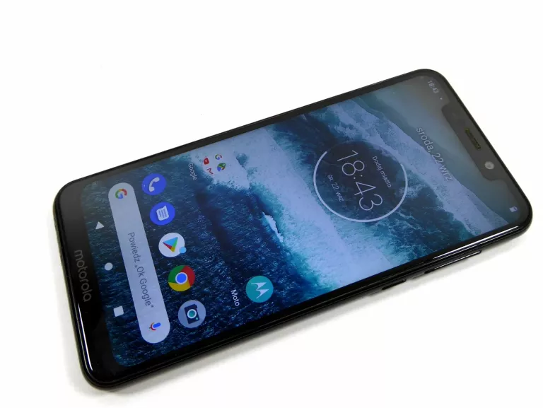 TELEFON MOTOROLA ONE XT1941-4 4/64GB